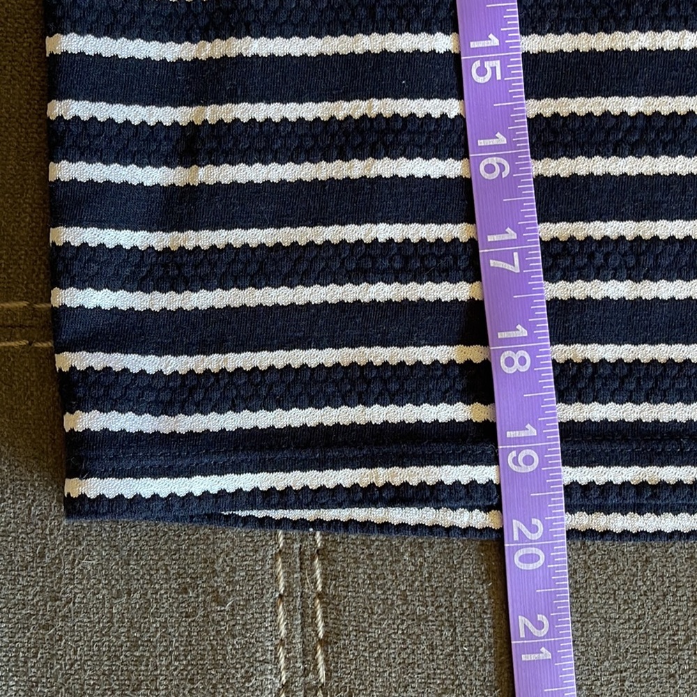 Loft Tee - Picture 11 of 11
